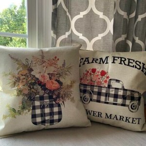 buffalo plaid decorative pillows