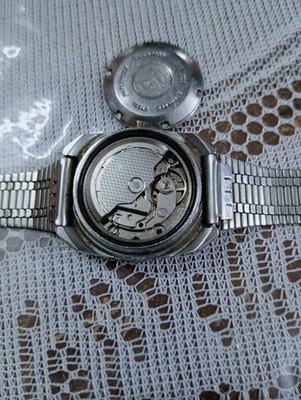 Original Omax watch with white dial and Japanese machine (SII VJ55B)