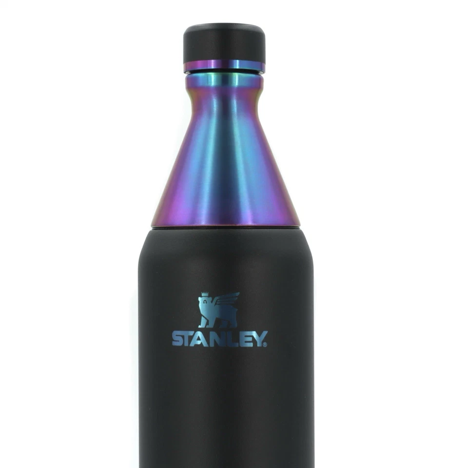 Botella delgada Stanley 20 oz croma negro — azul/púrpura/rosa iridiscente — nueva sin caja Foto 3 de 4