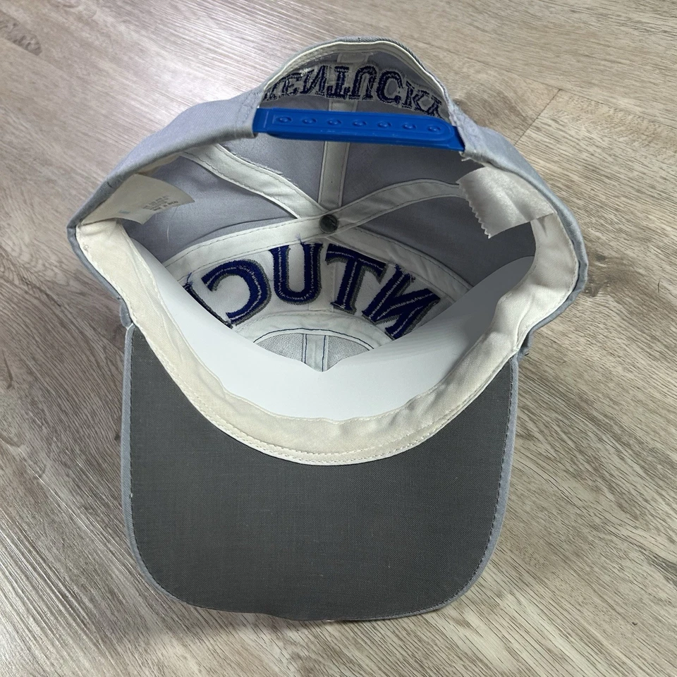 VTG Kentucky Wildcats Snapback Hat College Highway Twins Blue White Cap - Image 3 of 4