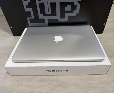 Apple Macbook Pro 13. in 2013 Silver/Intel Core i5-4thgen. 2.40 GHz, 128 GB 4 GB