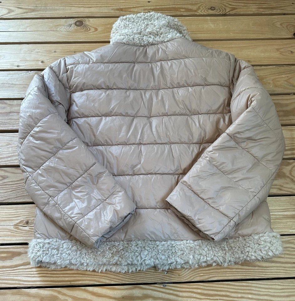 Ann Taylor Weekend 全新带标签女式夏尔巴装饰 Puffer 夹克 M 码棕褐色 C11 — 第 2/4 张图片