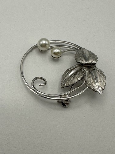 BOND BOYD Sterling Silver Vintage Floral Leafs & Pearls Pin Brooch - Picture 4 of 5