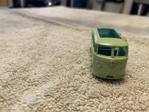 Matchbox Lesney VW Caravette Bus No 34