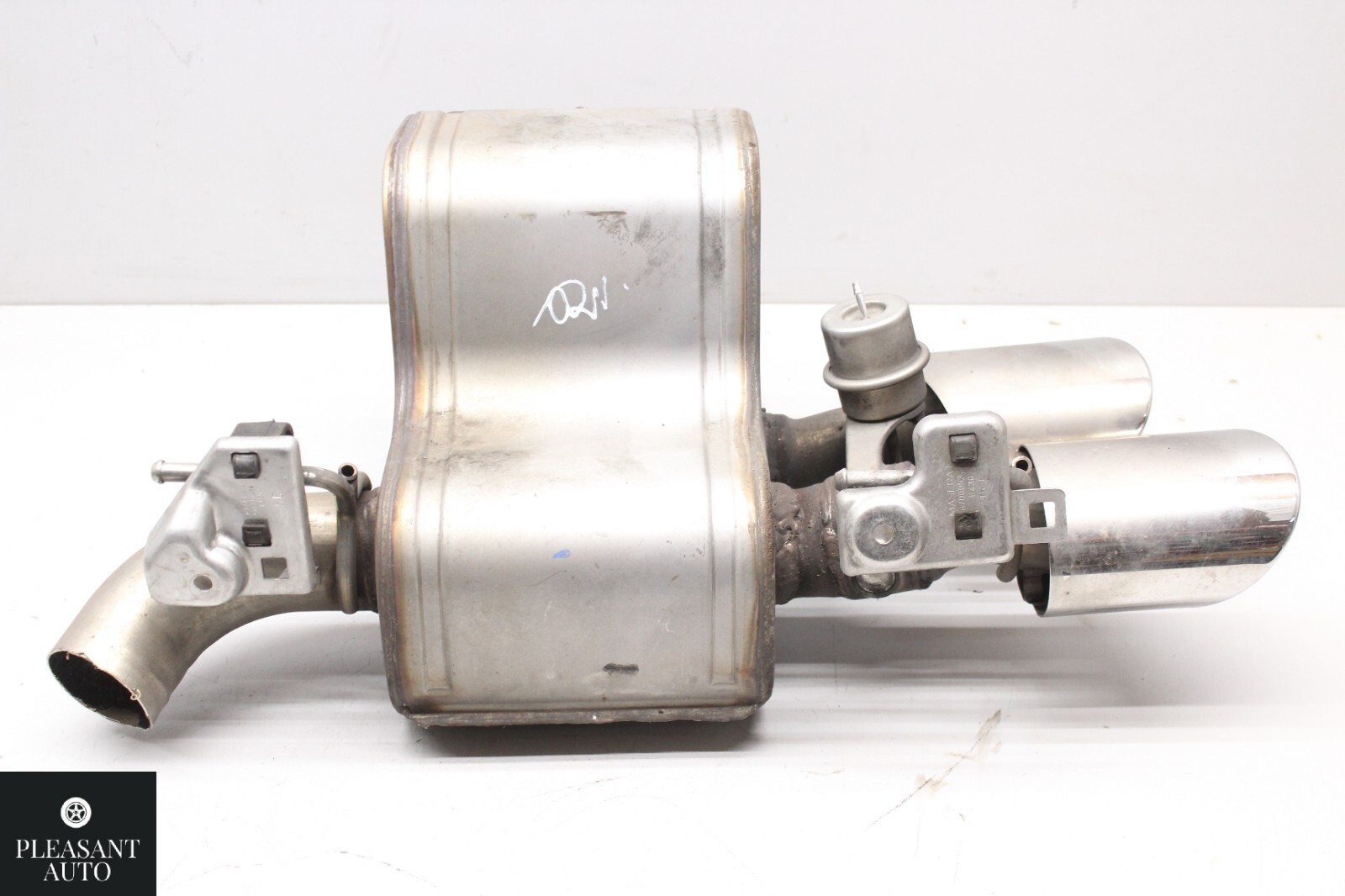 MASERATI GHIBLI 3.0L REAR RIGHT PASSENGER EXHAUST MUFFLER PIPE OEM 14-20 CUT-