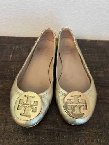 Tory Burch Reva Gold Ballet Flats Leather Medallion Logo Women’s Shoe Size 5 EUC - Picture 12 of 12