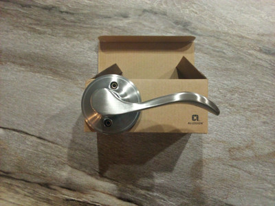 SCHLAGE Nickel lever J170 SEV 619 RH 134 N N SL