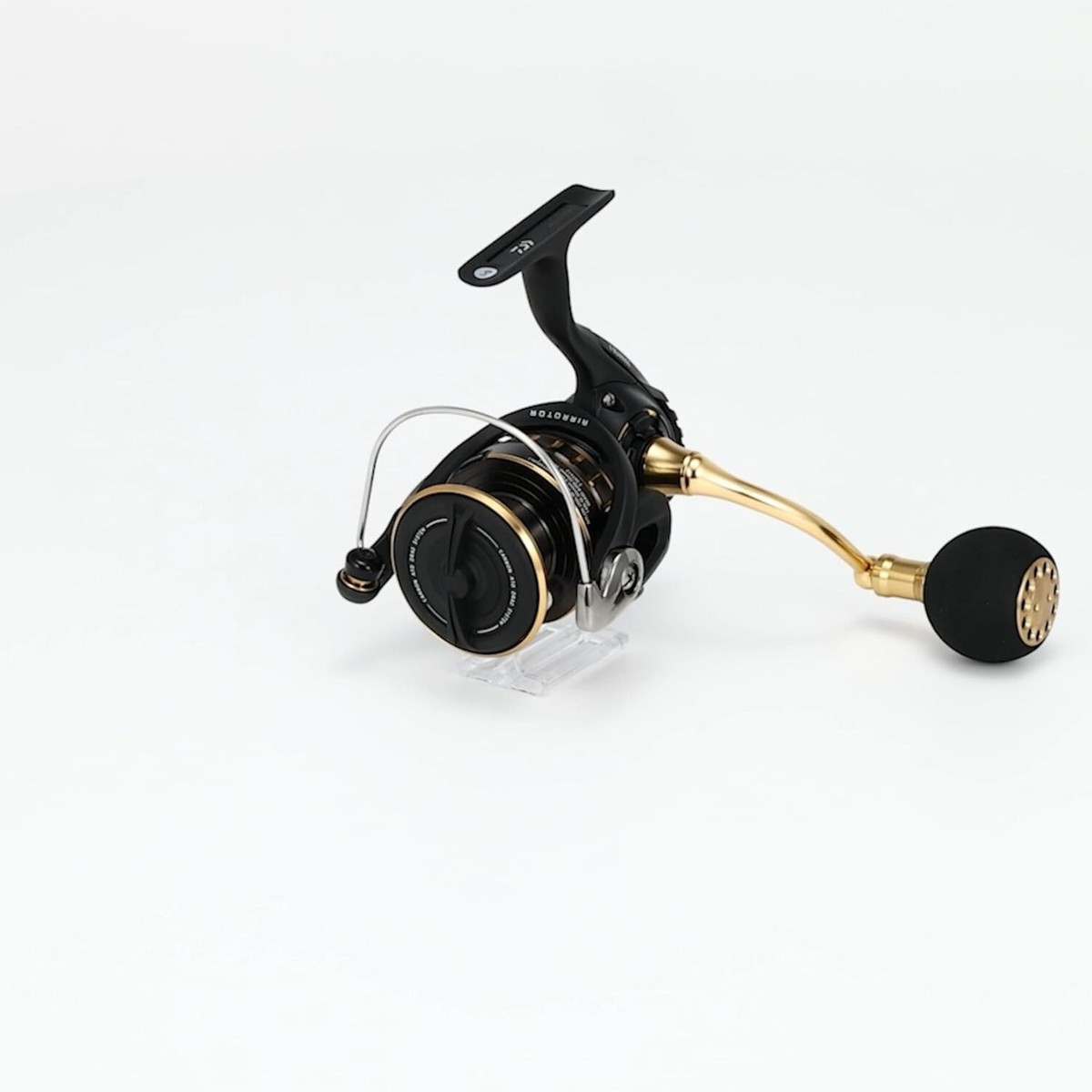 Daiwa 23 BG SW 4000D-CXH Spinning Reel Free shipping from