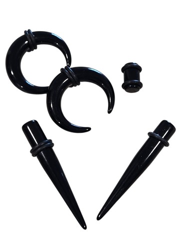 0G 8Millimeter Black Pointy Gauges Plastic Ring Shaped Earrings With 1 Earplug