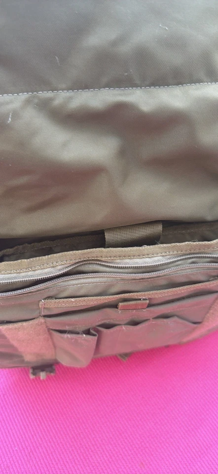 Bolso Mensajero Molle Táctico 5.11 Foto 3 de 4