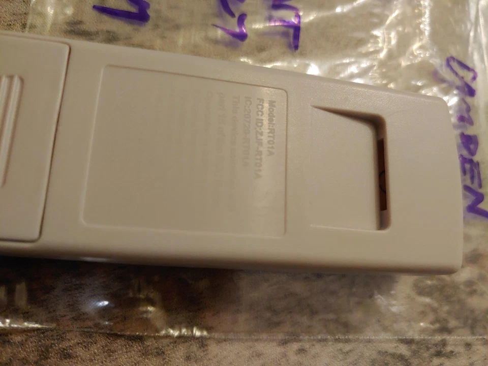 Harbor Breeze Ceiling Fan Remote Control RT01A - for Camden Mac III Others - Image 3 of 3