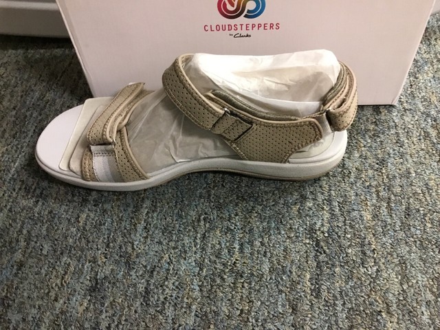 brizo sammie sandals