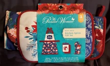 Pioneer Woman Wishful Winter Christmas Kitchen 3pc Set Apron Potholder Mitt