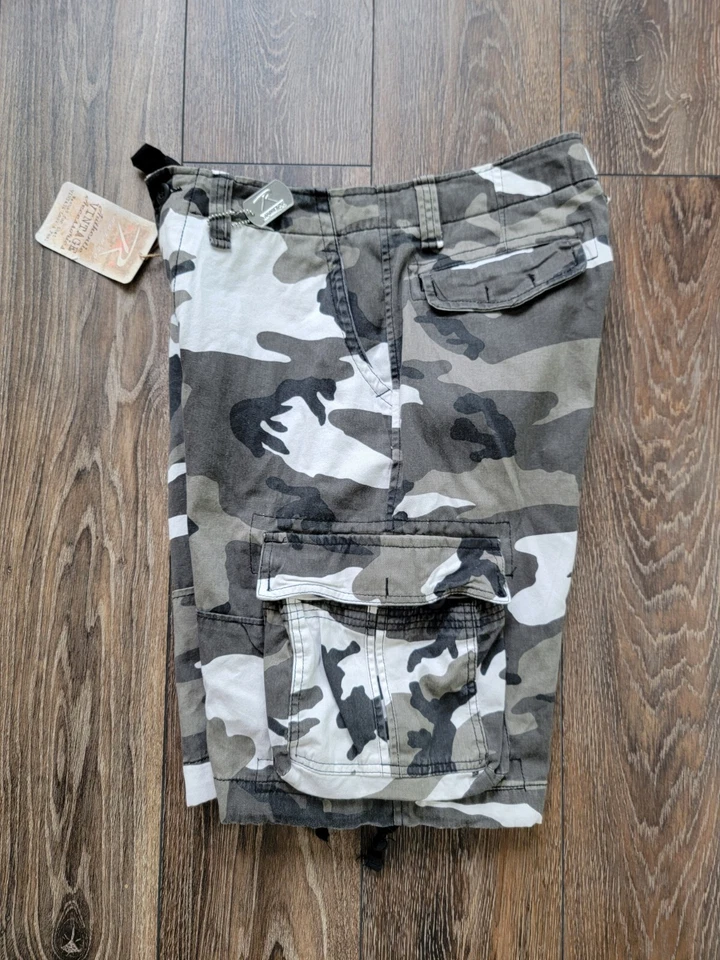 Rothco Shorts 2525 City Camo Vintage Infantry Utility Men's Size Small - Image 3 of 4