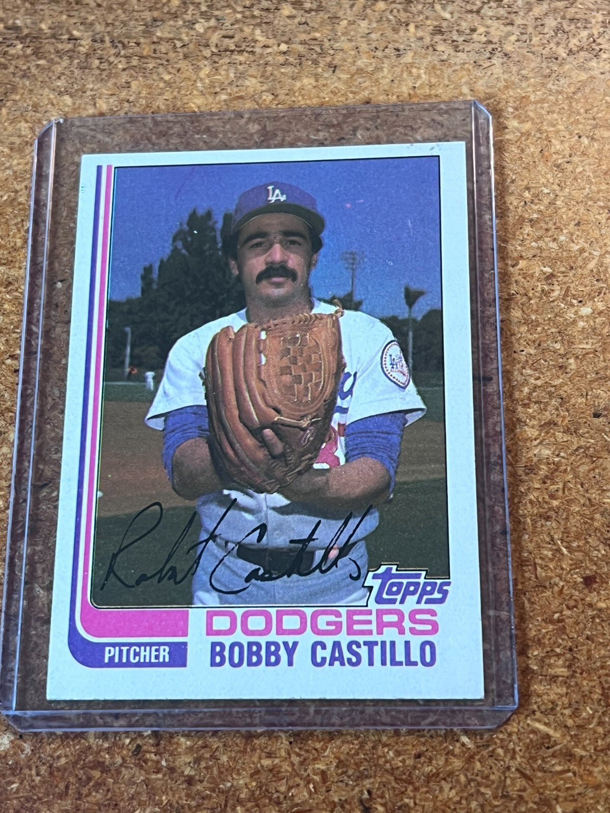 1982 Topps Baseball # 48 Bobby Castillo