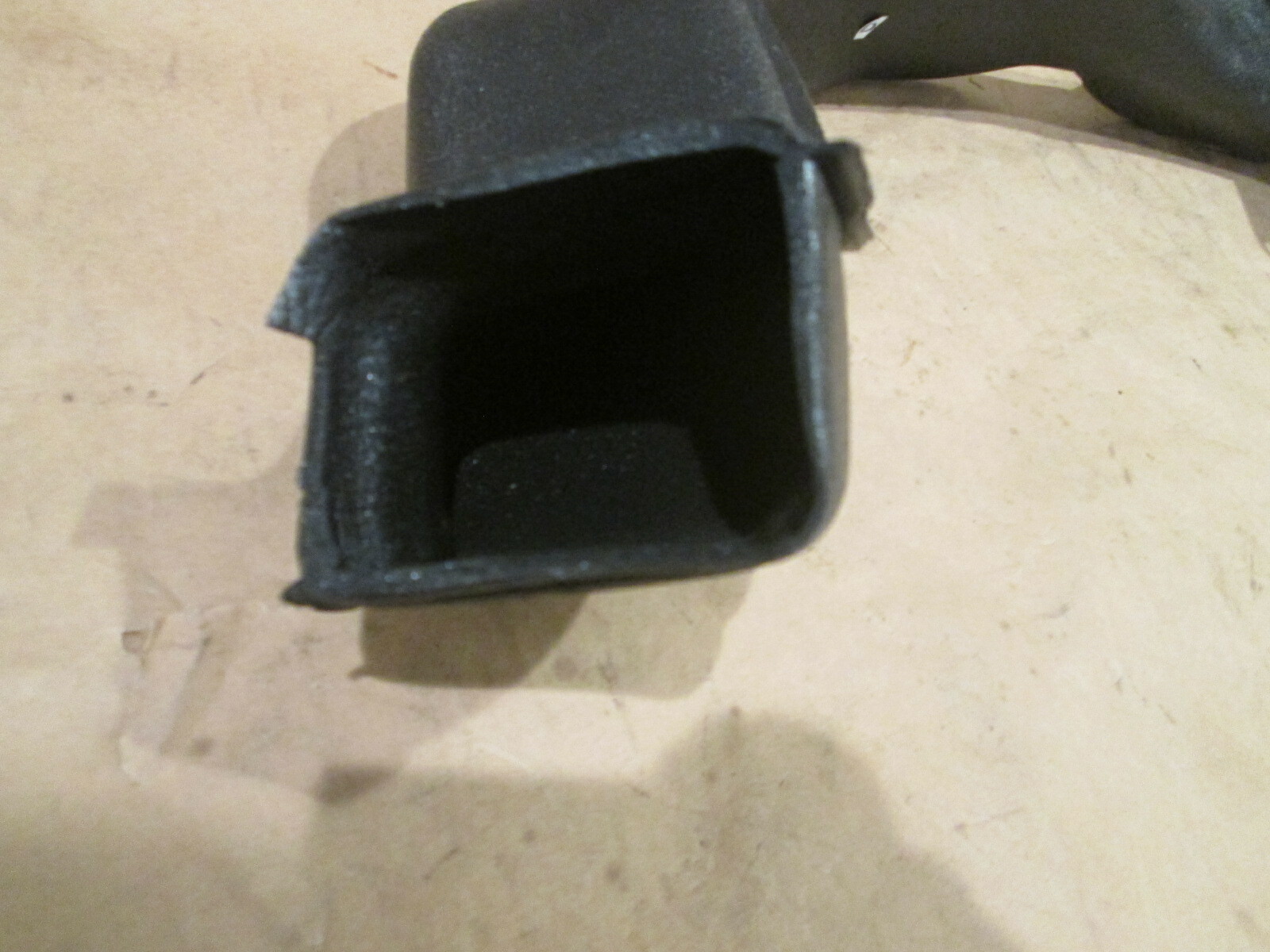 Ferrari 488 - RH Passeger Side Air Vent Duct LHD P/N 86180300