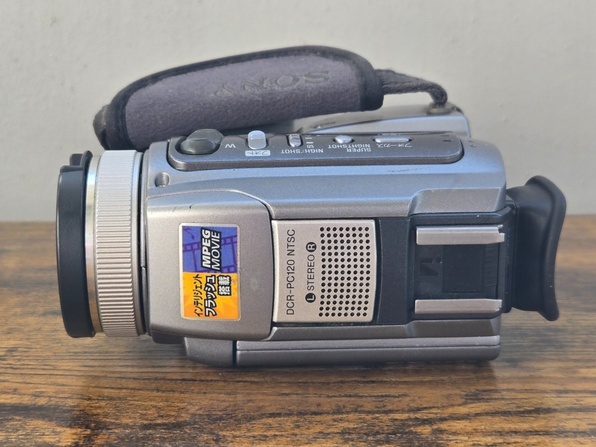 1071022 Sony DCR-PC120 Camcorder MiniDV Mini DV NTSC Nightshot
