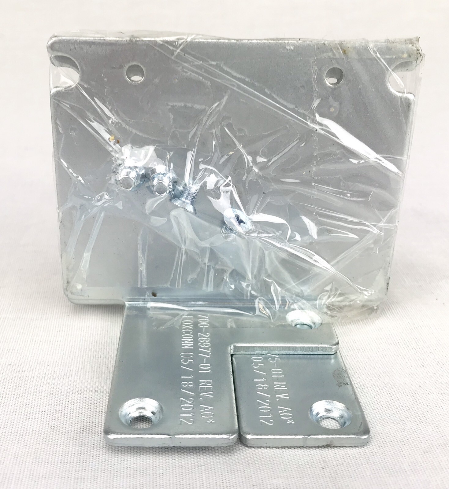 New* FoxConn 700-32843-01 2U Rack Mount Ears Bracket Kit with Screws