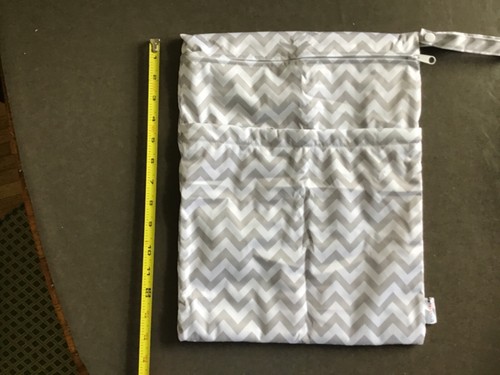 ALVABABY Diaper Wet Dry Bag with Two Zippered Pockets - Picture 5 of 6