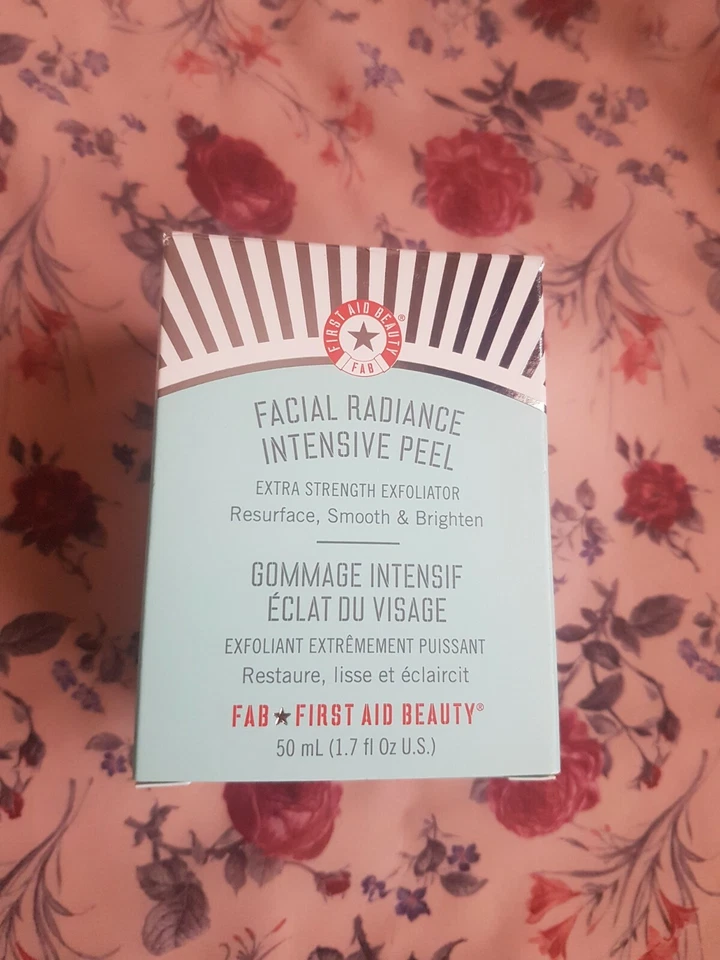 First Aid Beauty Facial Radiance Intensive Peel - Image 2 of 4