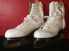 Barely Used White Leather Insulated FIGURE ICE SKATES Ladies Size 6 Steel Blades