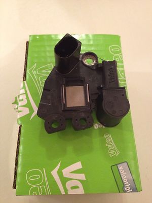 2542604 реле регулятора valeo