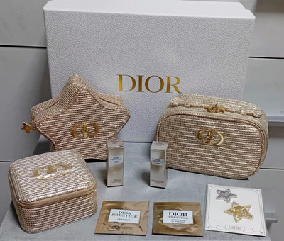SET DIOR KOFFER WUNDERSCHÖN EINZIGARTIG ZU VERKAUFEN VERFÜGBAR