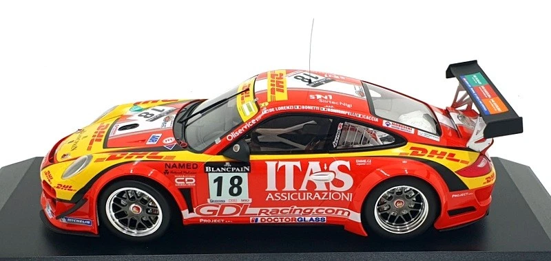 Minichamps escala 1/18 151 118918 Porsche 911 GT3 R #21 24h Spa 2011 Foto 4 de 4