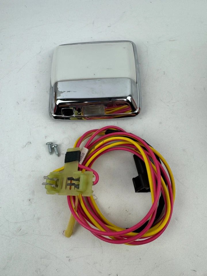 Mopar 1980-1983 Plymouth Dodge Diplomat LeBaron conjunto de lámparas domo 4047648 Foto 2 de 4