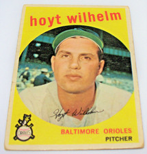 1959 Hoyt Wilhelm Topps base card #349 Vintage