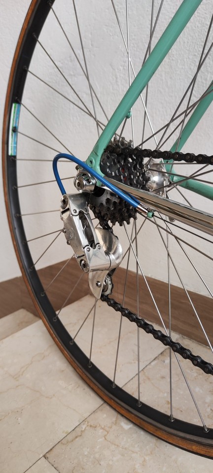 Vélo Bianchi Specialissima Vintage 1986 - Groupe Campagnolo CRecord - Cadre Bianchi (Occasion)