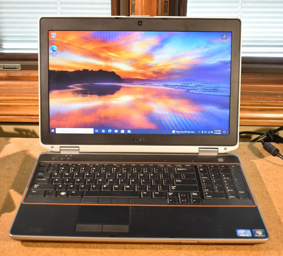 Dell Latitude E6520 Laptop Intel Core i5-2520M 8GB RAM 128GB SSD Windows 10 Pro - Image 2 of 4