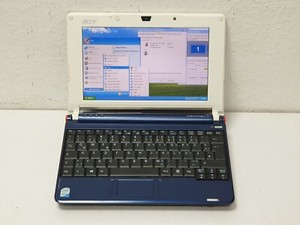 Acer Aspire ONE Mini Notebook Windows XP  160GB 1,5GB Laptop WEBCAM VGA 8,9"