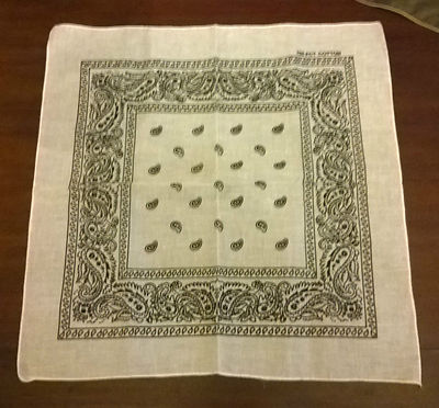 Kleidung/Accessoires/Unisex/Tuch '' SCHWARZ-WEISSES BANDANA '' 100% Baumwolle