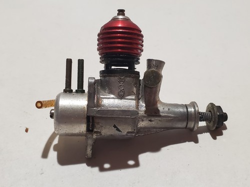 Vtg McCoy 5 Red Head 049 Motor Plane Engine Control Line Free Flight Airplane
