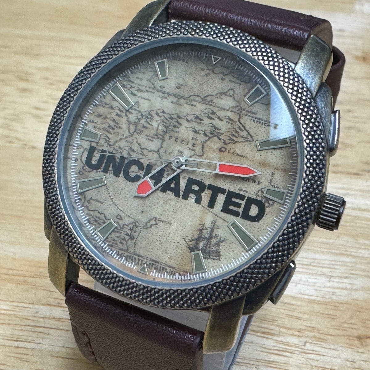 Accutime Uncharted 4 Quartz Watch UNC5000 Men Silver Leather 