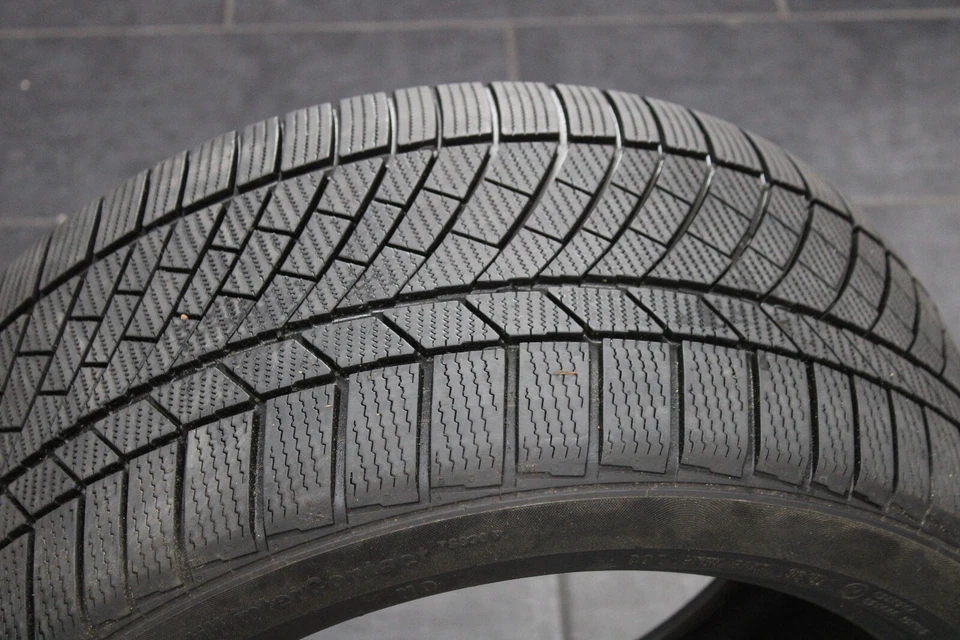 Winterreifen 19 Zoll Continental ContiWinterContact TS830P 295/35 R19 100V 6.4mm - Bild 2 von 4