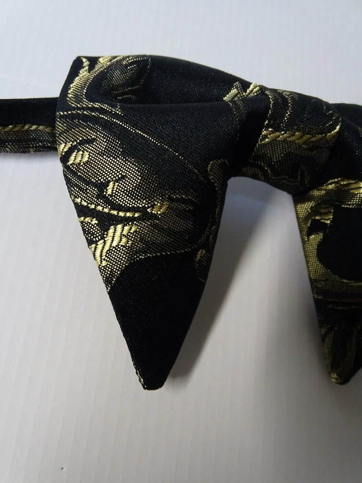 Gravata borboleta brocada feita à mão estilo vintage anos 70 preta/dourada presente de formatura de casamento - Imagem 3 de 3