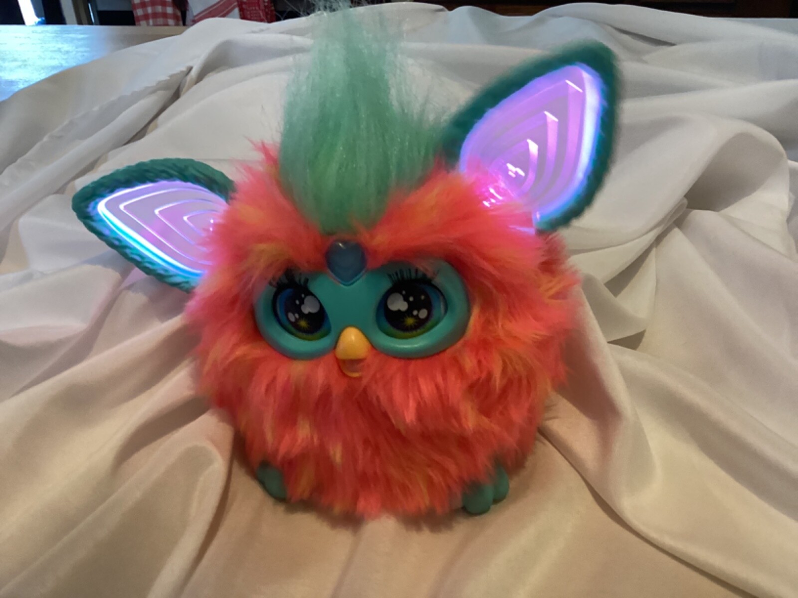 Furby Coral 15 Interactive Plush Toy Hasbro Talks Sings Lights Up 2023 Batteries