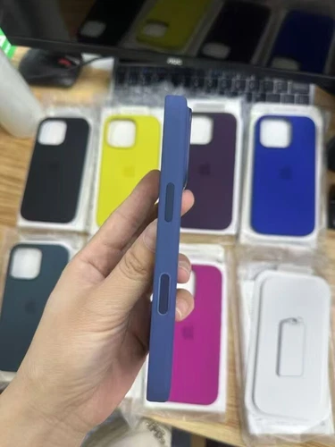 Custodia originale in silicone con MagSafe per iPhone 16 Pro Max 15 Pro 14 13 12 - Imagen 27 de 54