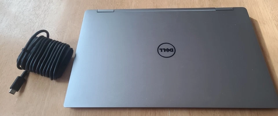 Dell XPS 13 9365 i7 7th Touchscreen 13.3" Silver Laptop 16 GB RAM 256 GB SSD - Image 2 of 4