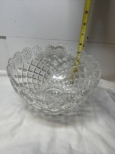 Clear Crystal Diamond Cut Bowl - Picture 9 of 11