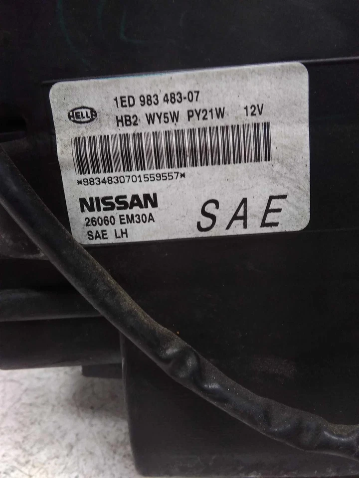 Used Left Headlight Assembly fits: 2010 Nissan Versa Left Grade C Foto 4 de 4