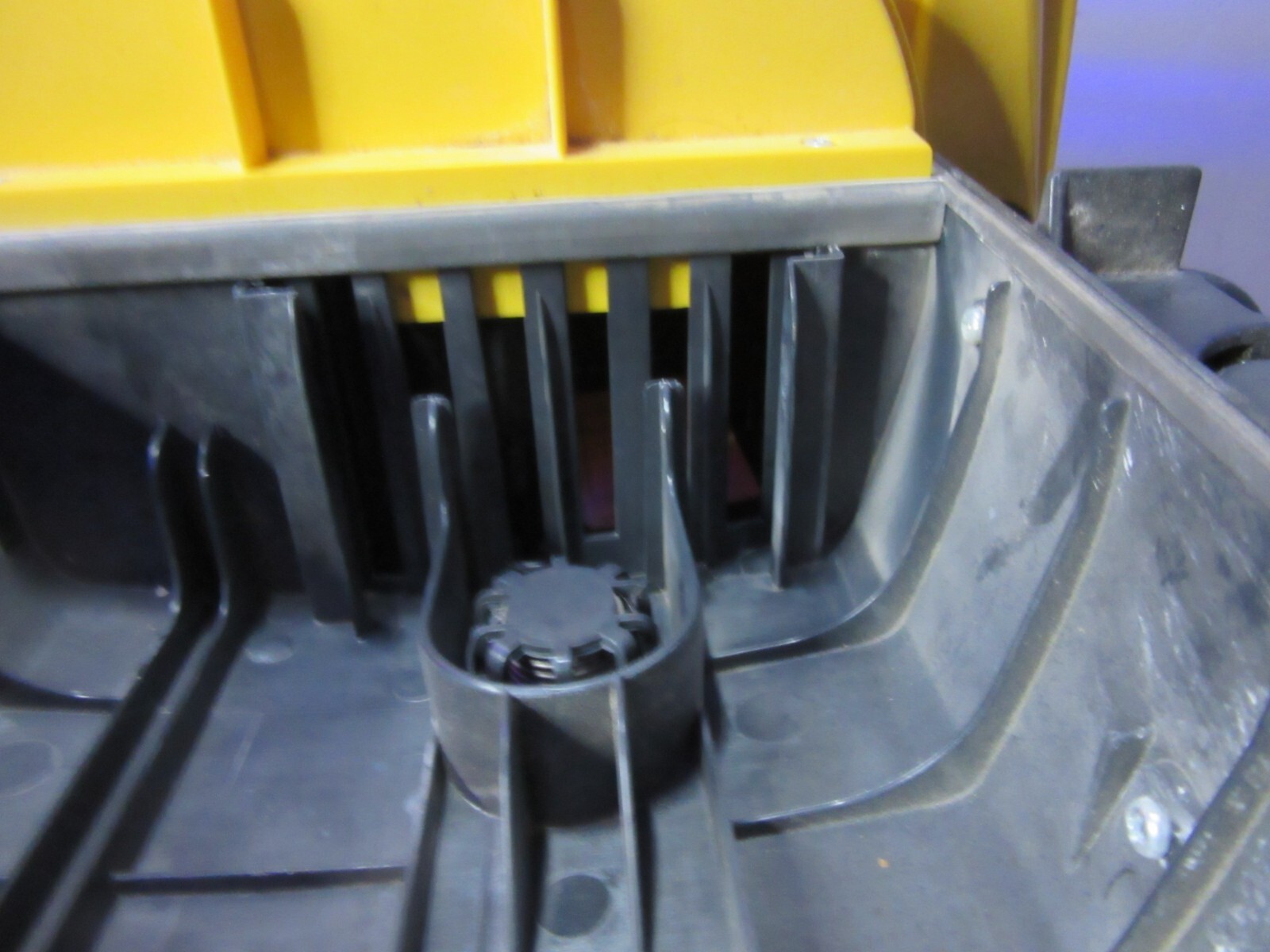 Panasonic MCV5005 12 AMP Upright Vacuum Cleaner FREESHIP eBay