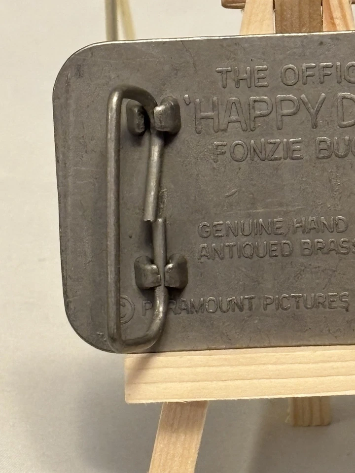 Hebilla de cinturón de metal vintage The Fonz Fonzie Aaaay Happy Days acabado latón 1976🔥 Foto 3 de 4