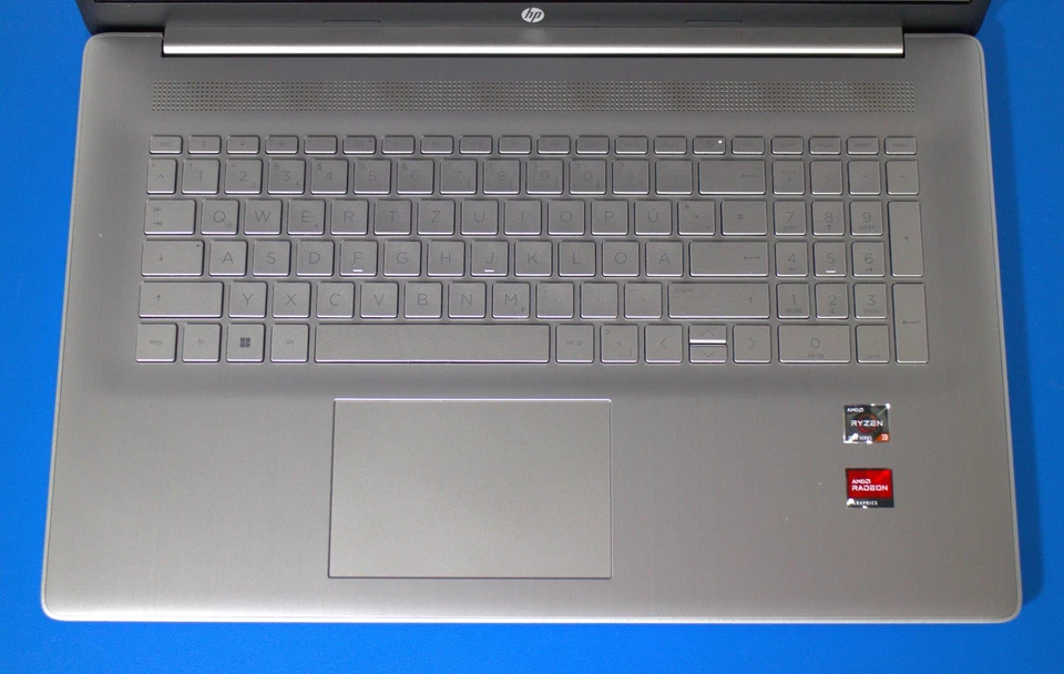 HP 17-cp2532ng Notebook, 17,3" HD, AMD Ryzen 3, 8 GB RAM, 512 GB SSD, Windows 11 - Bild 2 von 4