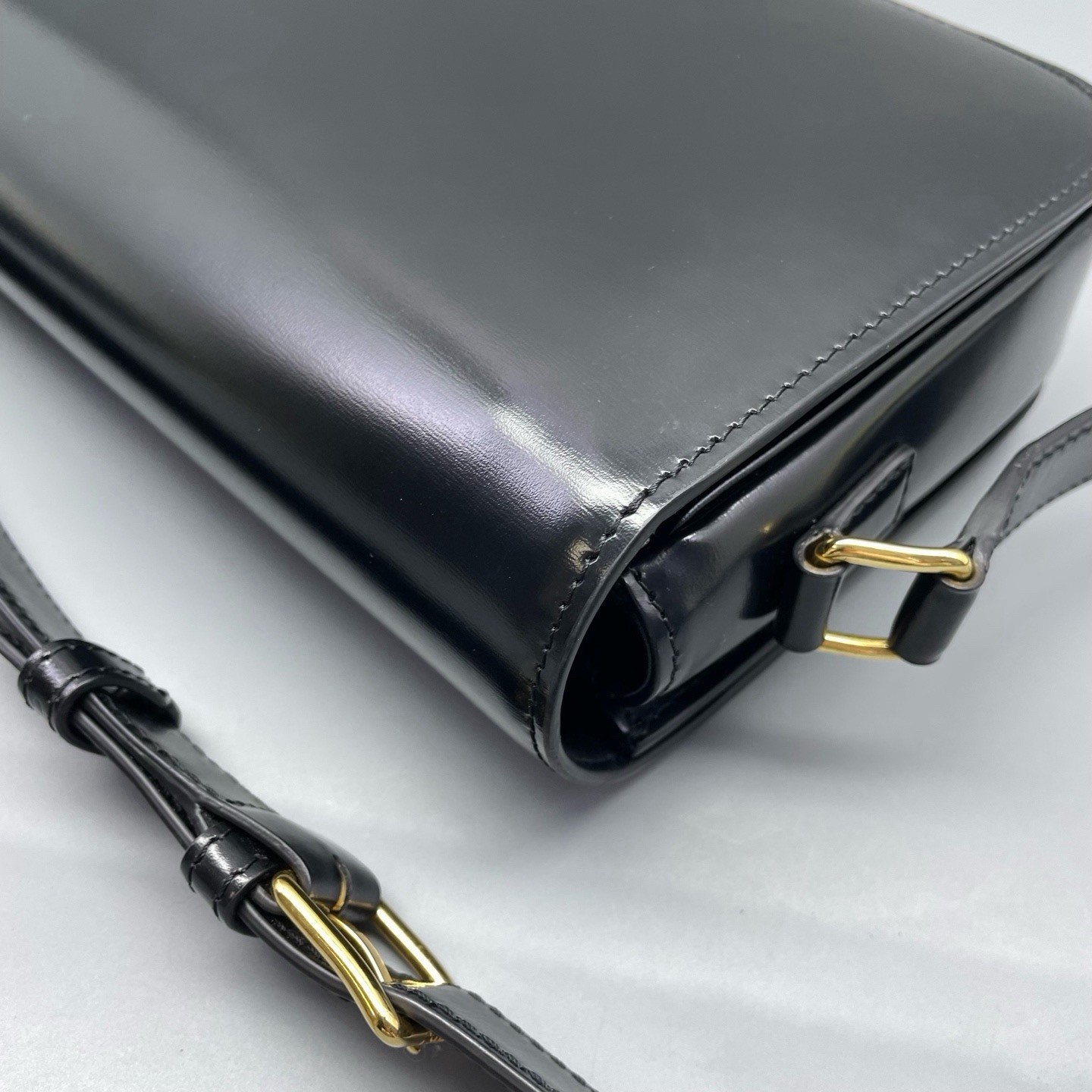 Authentic Celine Triomphe Medium Shoulder Bag – B… - image 14