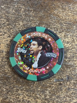 2005-06 Topps Basketball Poker Chip Tim Duncan Green Black Refractor 091/199