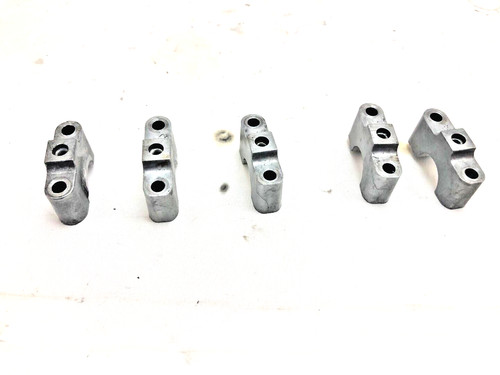 Triumph TT 600 806AD Nockenwellenlagerbock Klemmbock