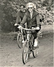 1956 SEXY ACTRESS MARILYN MONROE ON BICYCLE SUNGLASSES 8X10 PHOTO ARTHUR MILLER